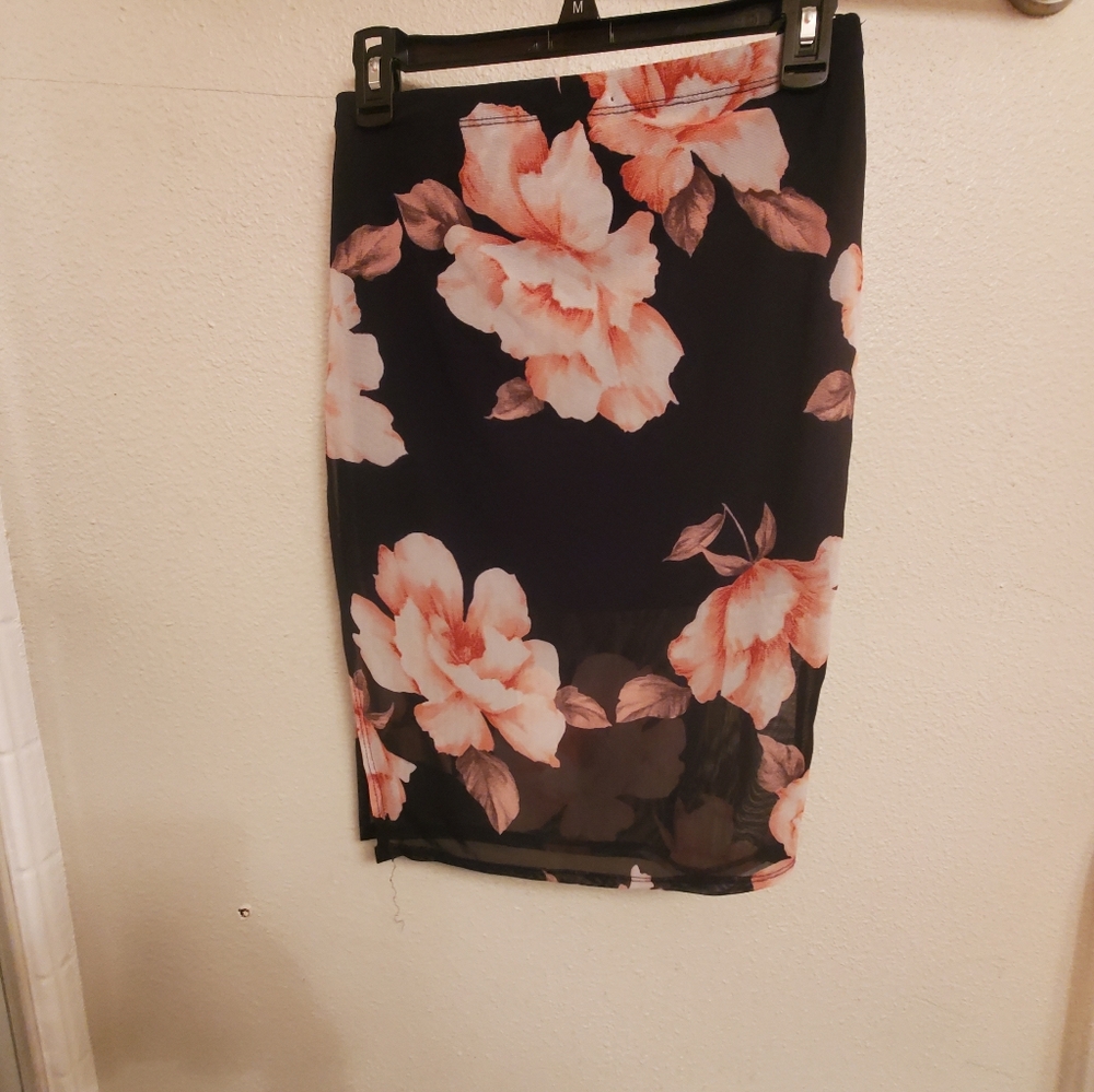 Papaya floral mini skirt